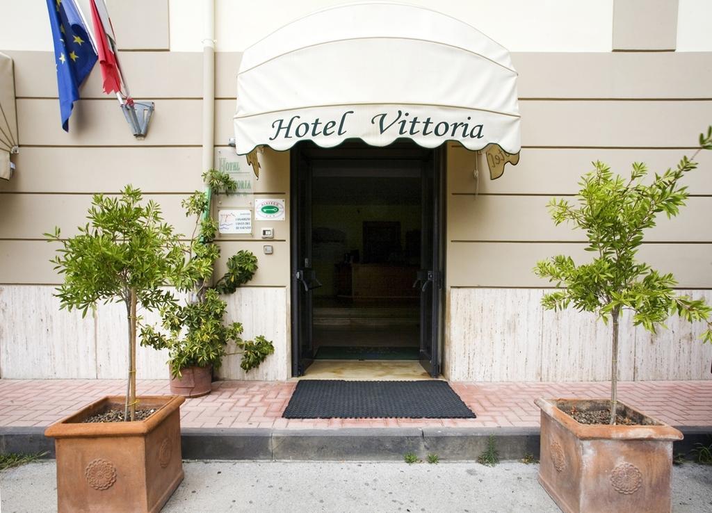 Hotel Vittoria Sapri Εξωτερικό φωτογραφία